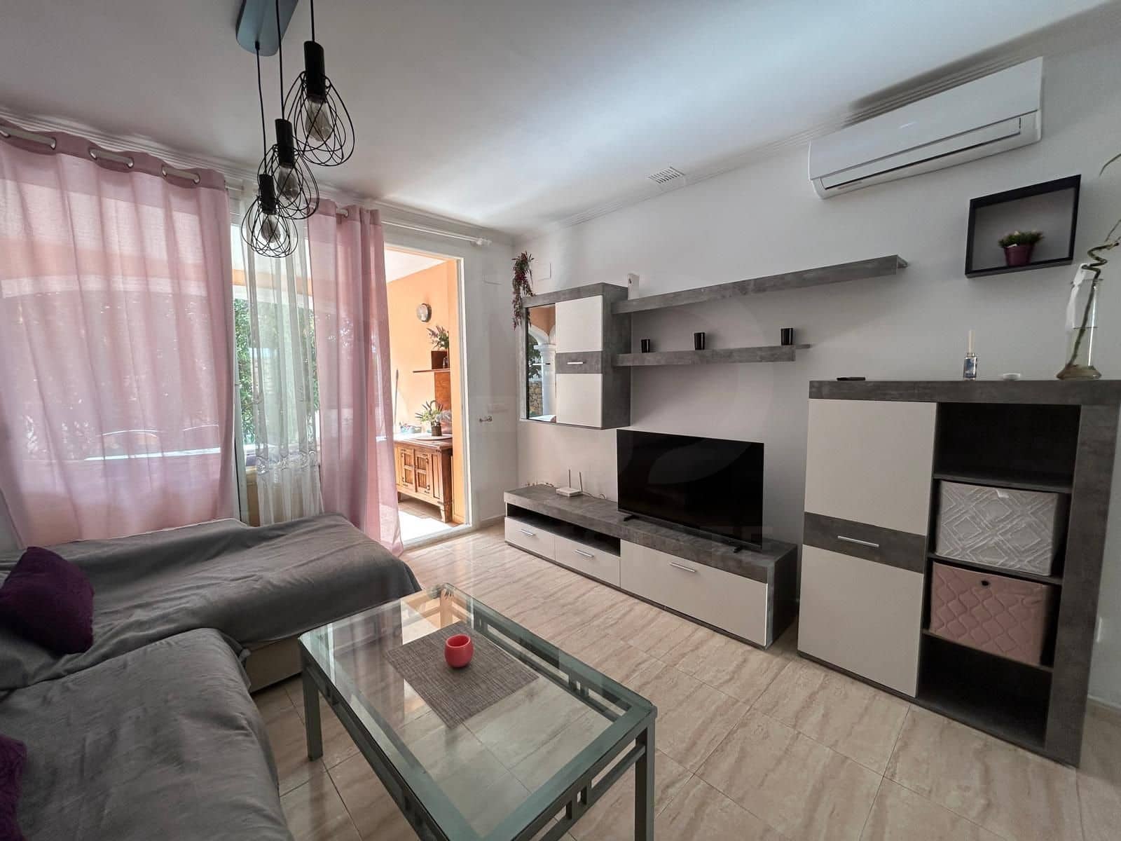 2 Zimmer Haus zu verkaufen in Alicante / Alacant Stadt mit Pool Garage - 285.000 € (Ref: 9988810)