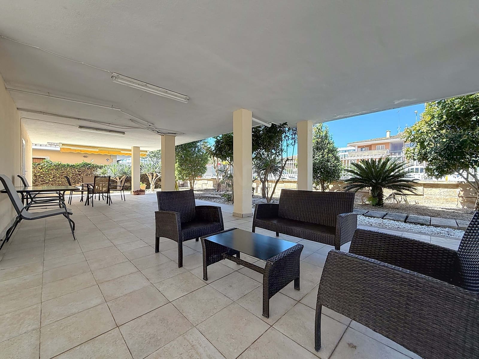 6 bedroom Townhouse for sale in Alcudia - € 1,470,000 (Ref: 9988812)