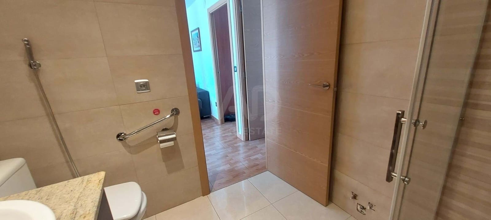 Casa de 3 habitaciones en Alicante / Alacant ciudad en venta - 170.000 € (Ref: 9988813)