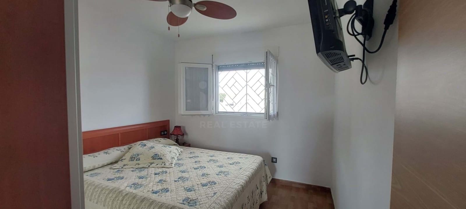 Casa de 3 habitaciones en Alicante / Alacant ciudad en venta - 170.000 € (Ref: 9988813)
