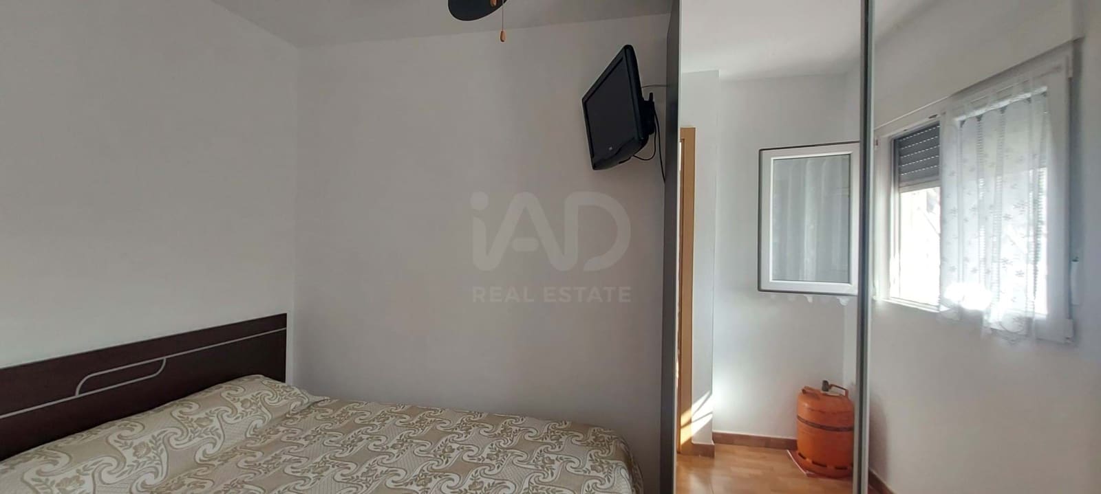 Casa de 3 habitaciones en Alicante / Alacant ciudad en venta - 170.000 € (Ref: 9988813)
