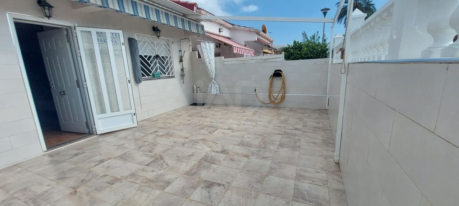 Casa de 3 habitaciones en Alicante / Alacant ciudad en venta - 170.000 € (Ref: 9988813)