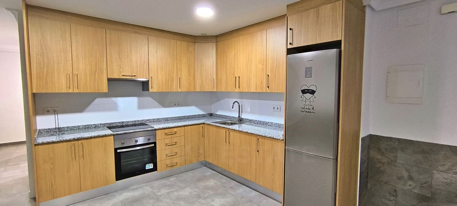 Lejlighed til salg i Elche / Elx - € 135.000 (Ref: 9988814)