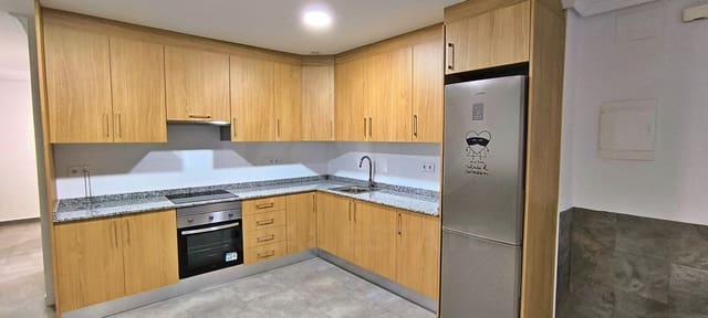 Apartamento en Carrús Est - Camí dels Magros, Elche / Elx en venta - 135.000 € (Ref: 9988814)