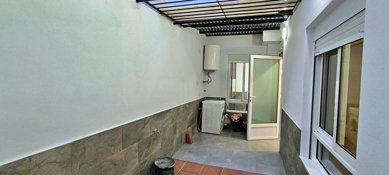 Lejlighed til salg i Elche / Elx - € 135.000 (Ref: 9988814)