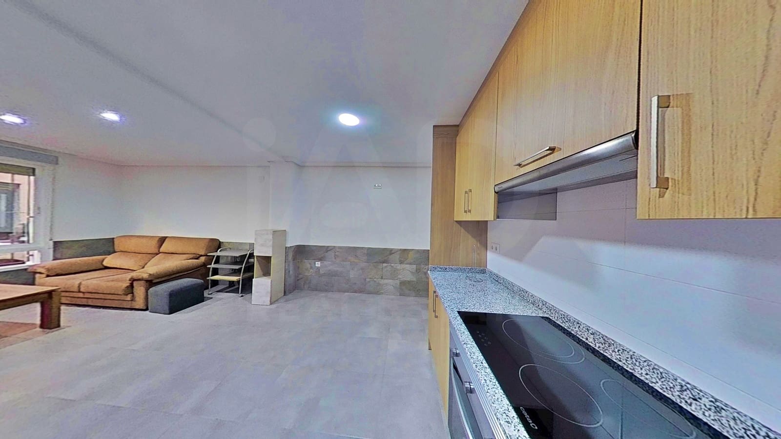 Lejlighed til salg i Elche / Elx - € 135.000 (Ref: 9988814)