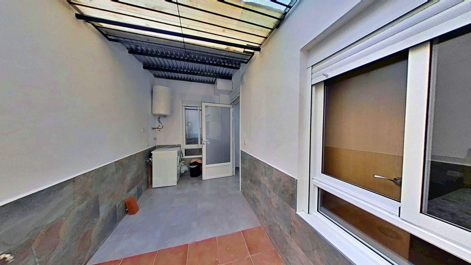 Lejlighed til salg i Elche / Elx - € 135.000 (Ref: 9988814)
