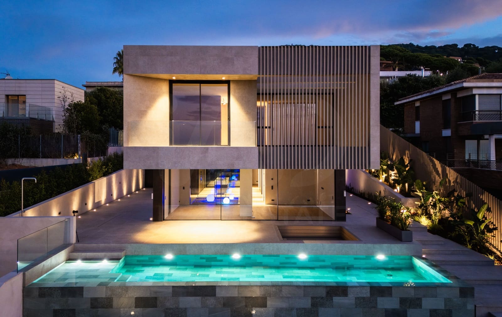 4 bedroom Townhouse for sale in Teia with pool garage - € 4,900,000 (Ref: 9988819)