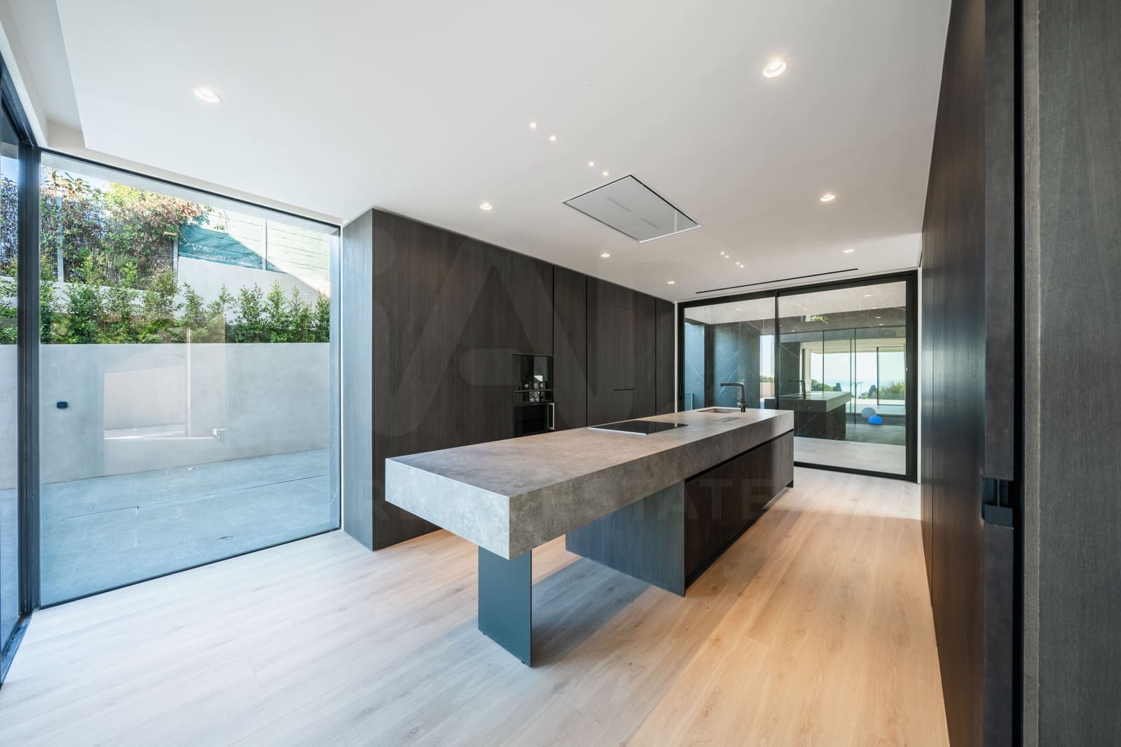4 bedroom Townhouse for sale in Teia with pool garage - € 4,900,000 (Ref: 9988819)