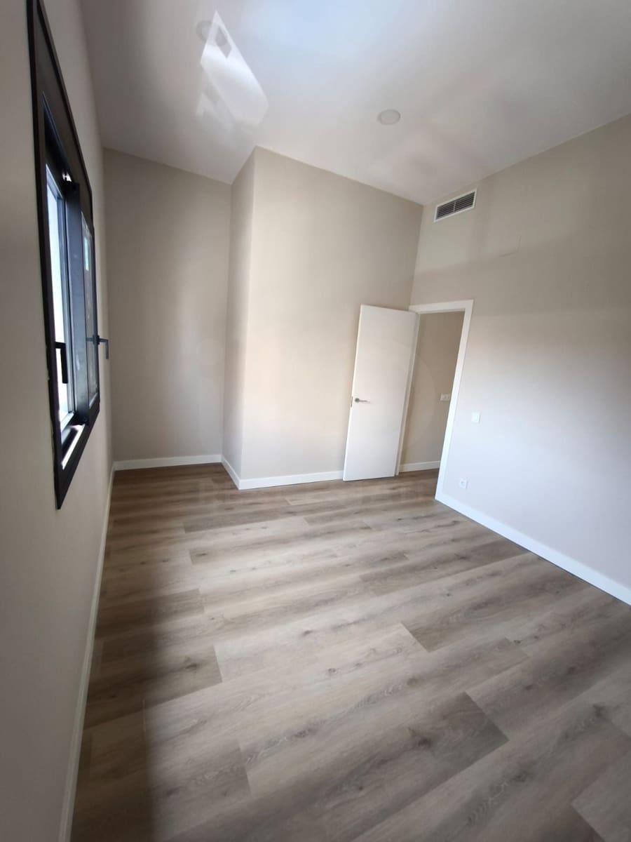 3 Zimmer Apartment zu verkaufen in Barcelona Stadt - 350.000 € (Ref: 9988820)