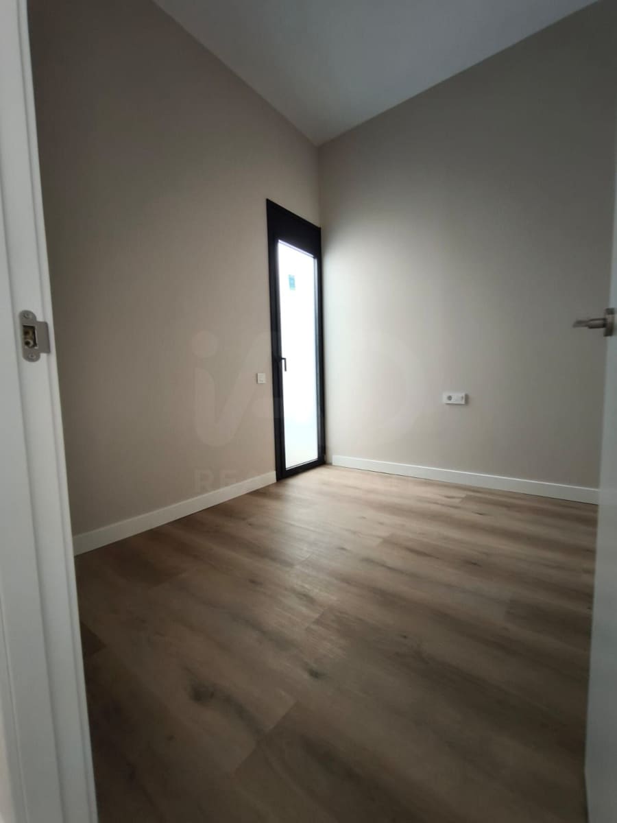 3 Zimmer Apartment zu verkaufen in Barcelona Stadt - 350.000 € (Ref: 9988820)