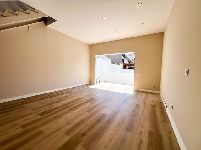 Apartamento de 3 habitaciones en Sabadell en venta - 350.000 € (Ref: 9988820)