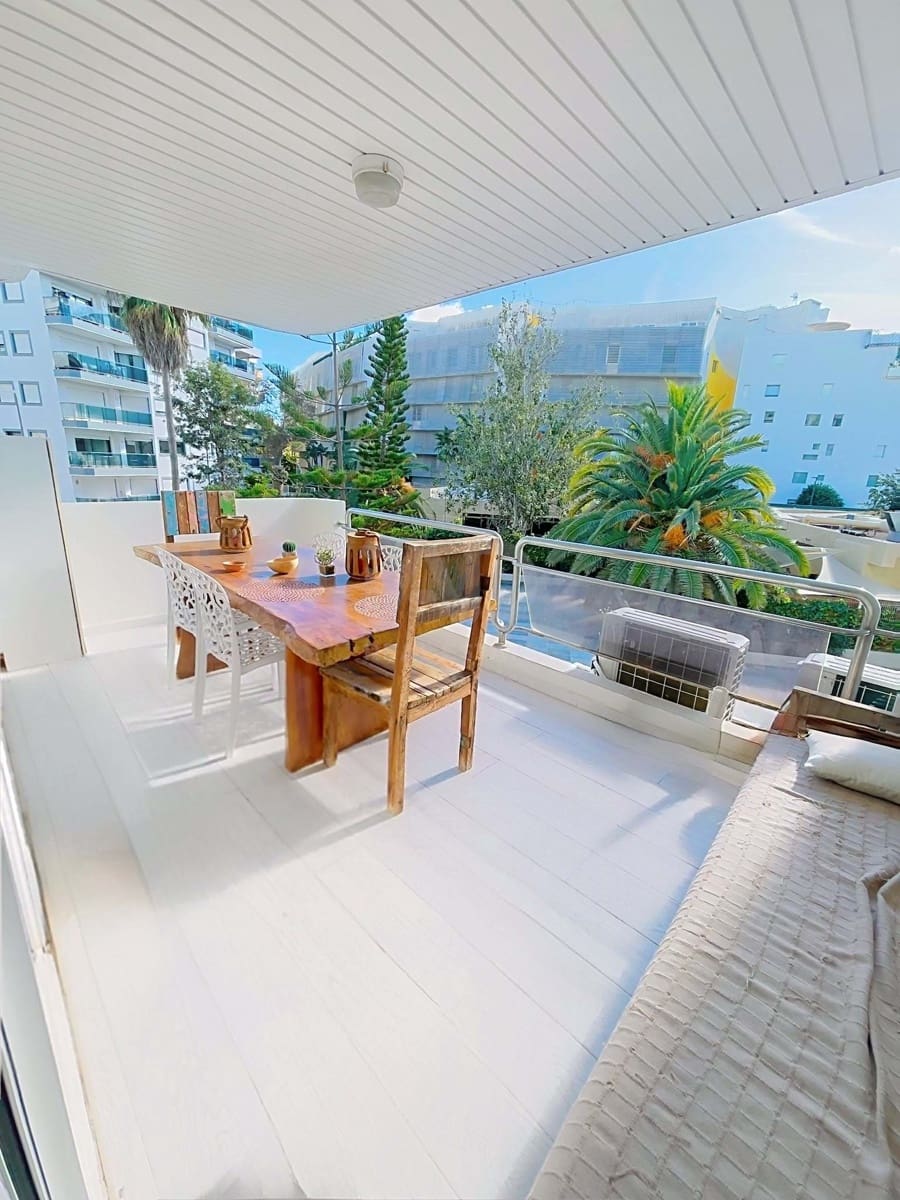 1 soverom Leilighet til salgs i Ibiza by med svømmebasseng - € 530 000 (Ref: 9988824)