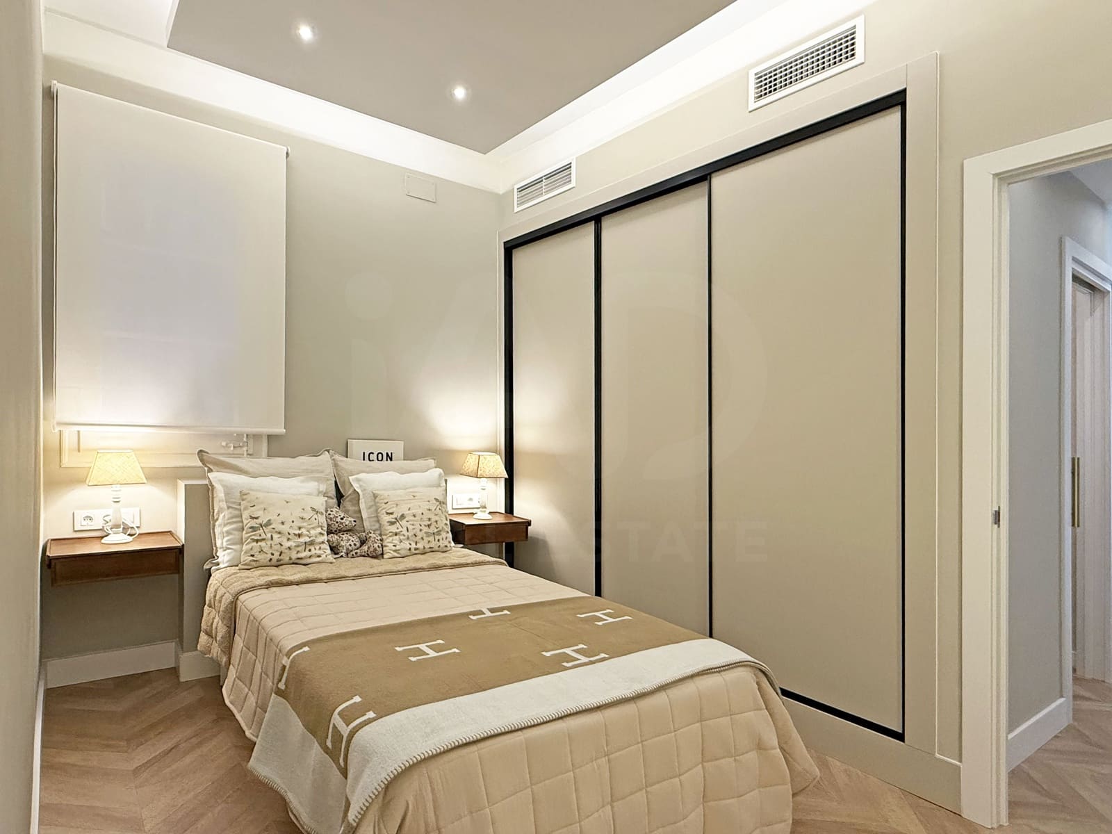 Apartamento de 3 habitaciones en Barcelona ciudad en venta - 895.000 € (Ref: 9988828)