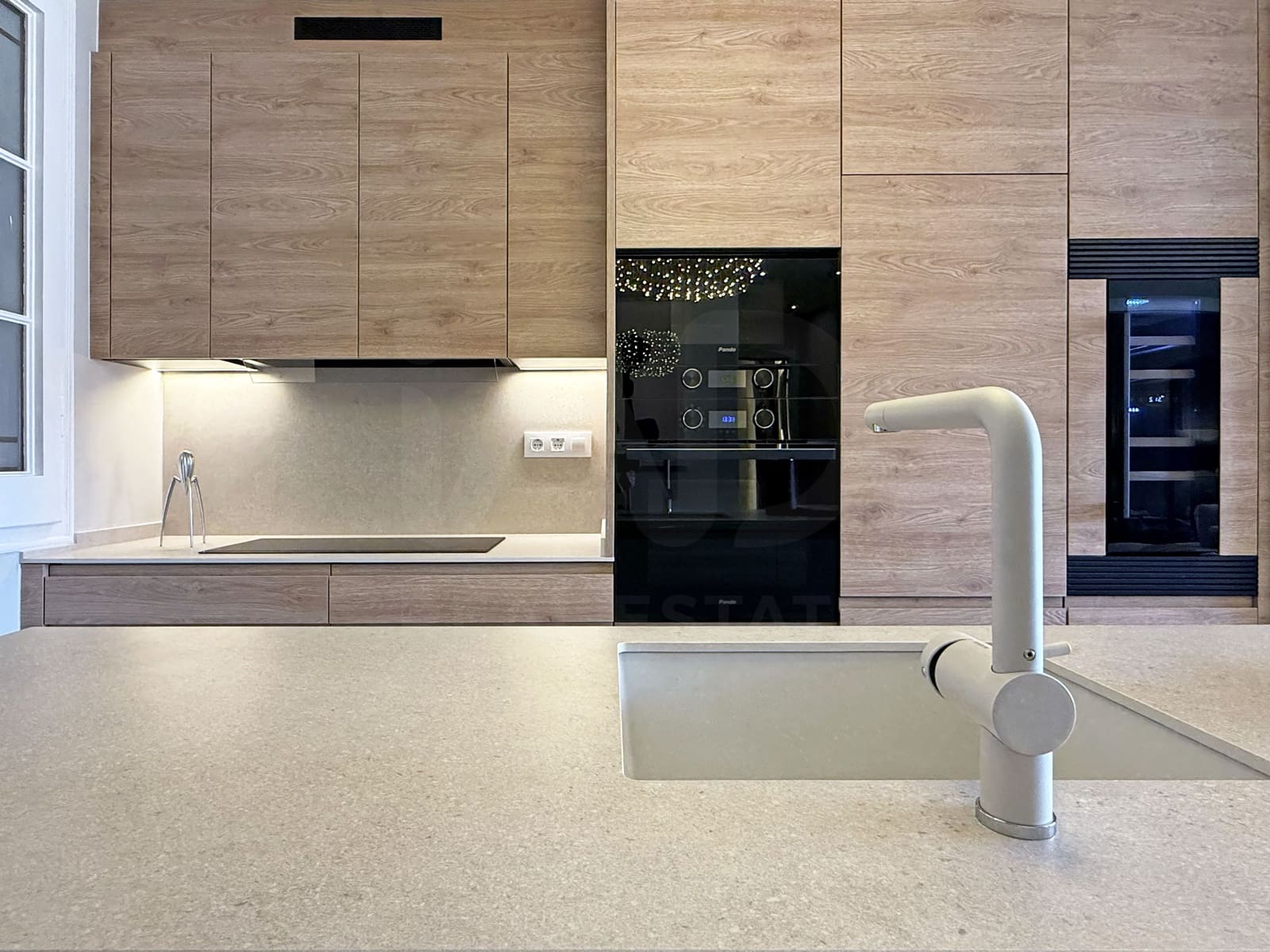 Apartamento de 3 habitaciones en Barcelona ciudad en venta - 895.000 € (Ref: 9988828)