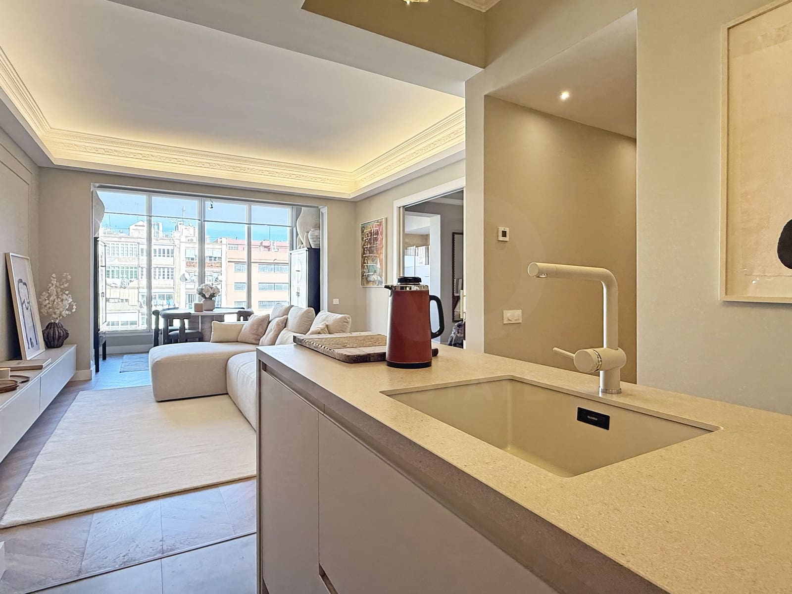 Apartamento de 3 habitaciones en Barcelona ciudad en venta - 895.000 € (Ref: 9988828)