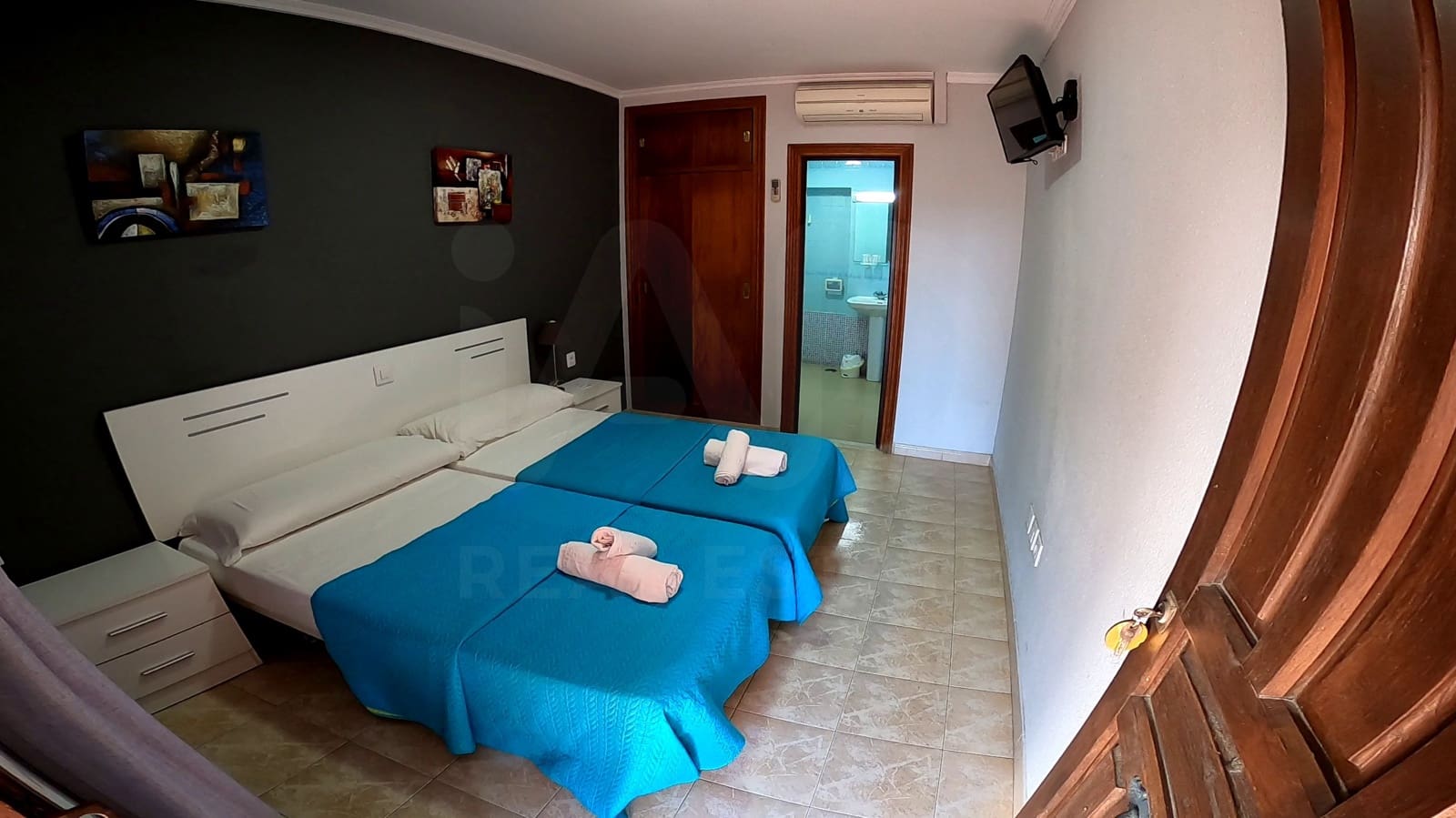 Local Comercial en Cádiz ciudad en venta - 1.850.000 € (Ref: 9988830)