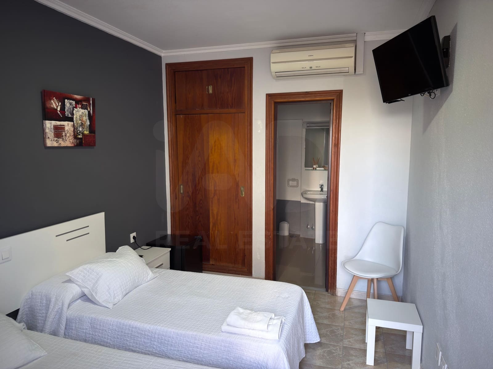 Local Comercial en Cádiz ciudad en venta - 1.850.000 € (Ref: 9988830)