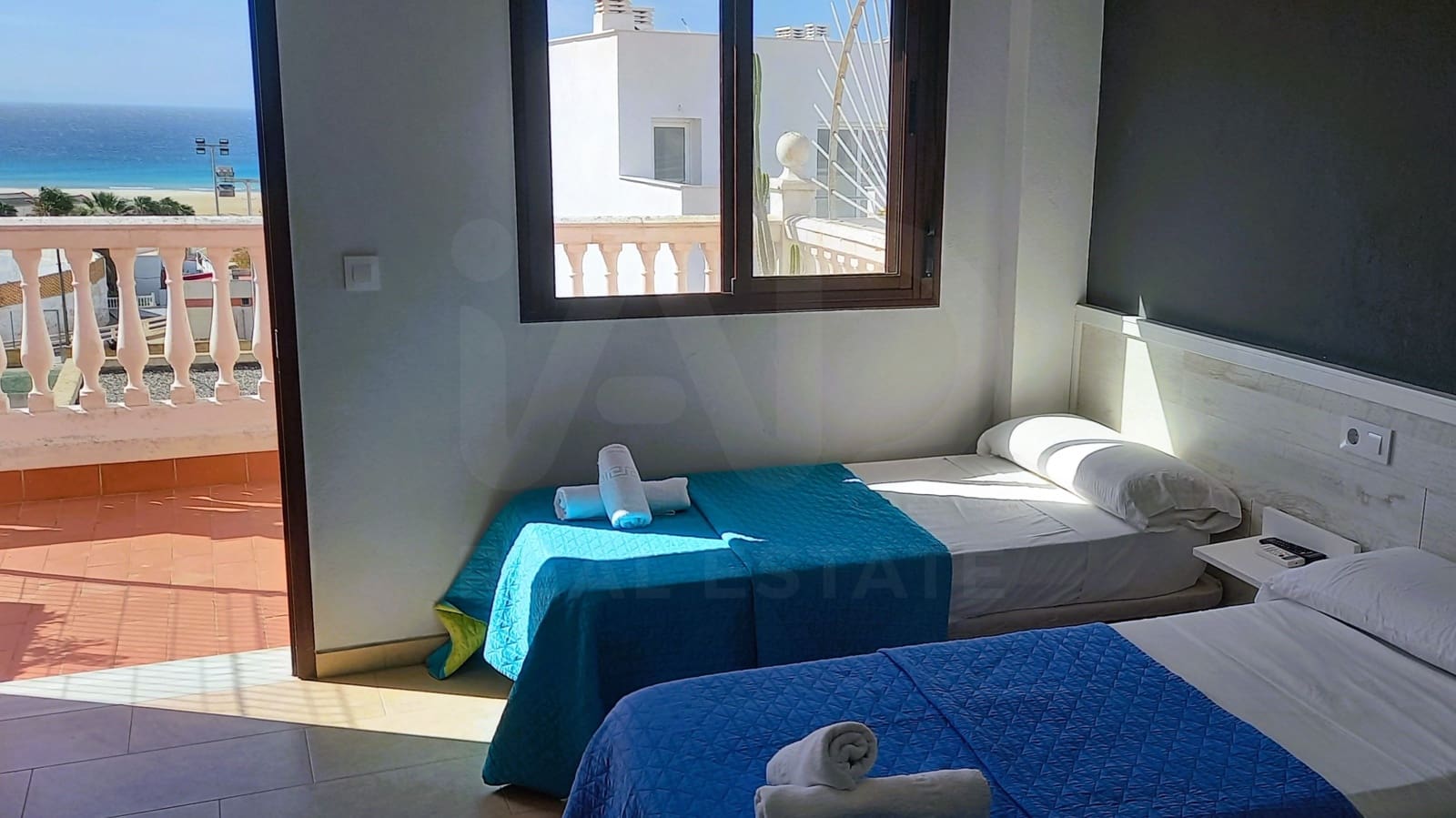 Local Comercial en Cádiz ciudad en venta - 1.850.000 € (Ref: 9988830)
