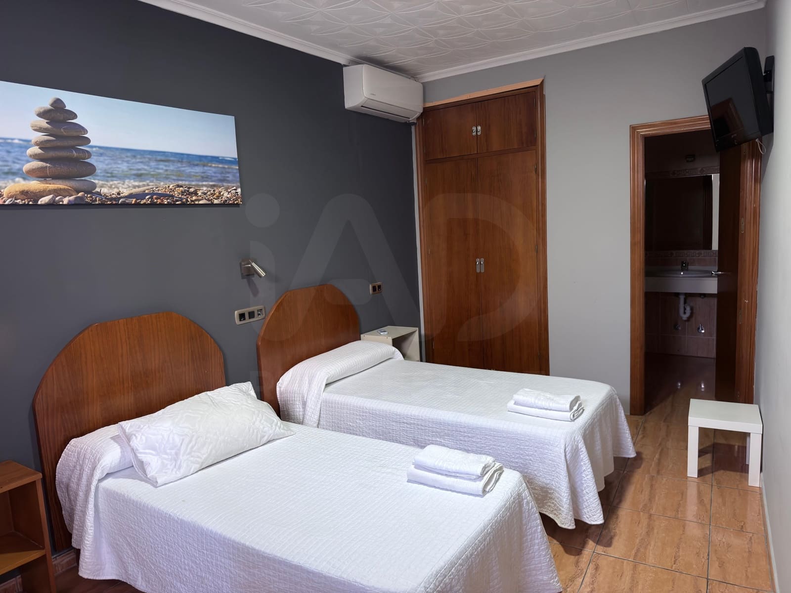 Local Comercial en Cádiz ciudad en venta - 1.850.000 € (Ref: 9988830)