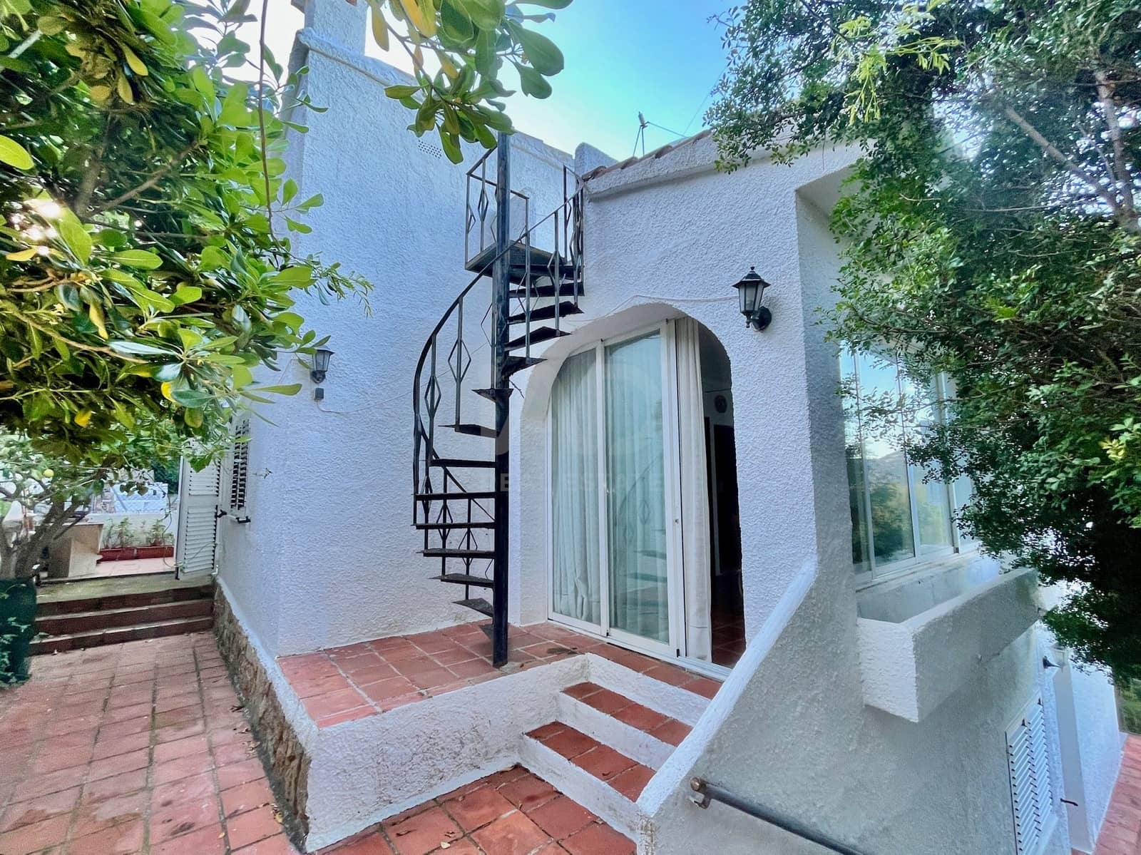 5 chambre Maison de Ville à vendre à Alcossebre avec piscine - 175 000 € (Ref: 9988831)