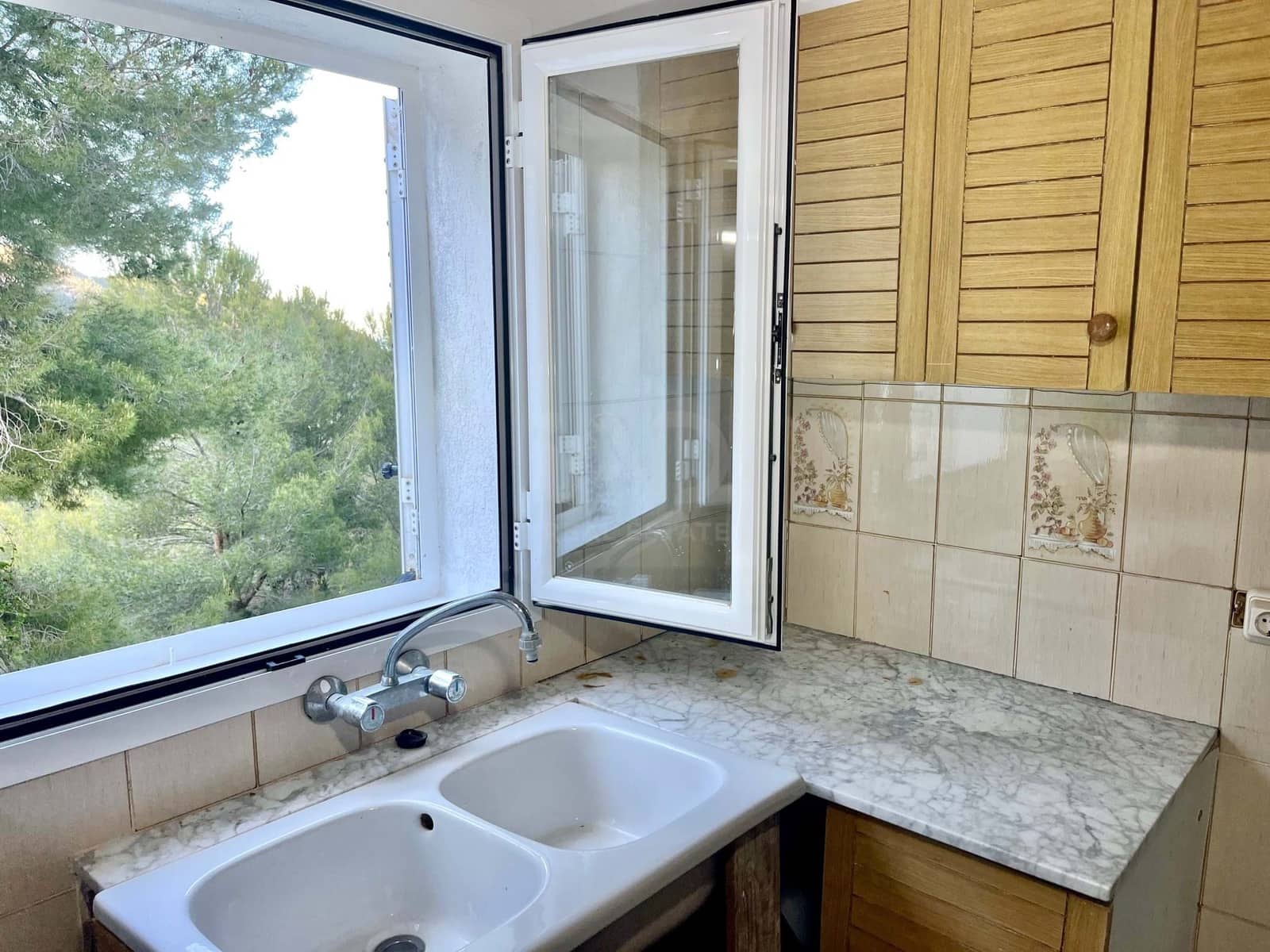 5 chambre Maison de Ville à vendre à Alcossebre avec piscine - 175 000 € (Ref: 9988831)