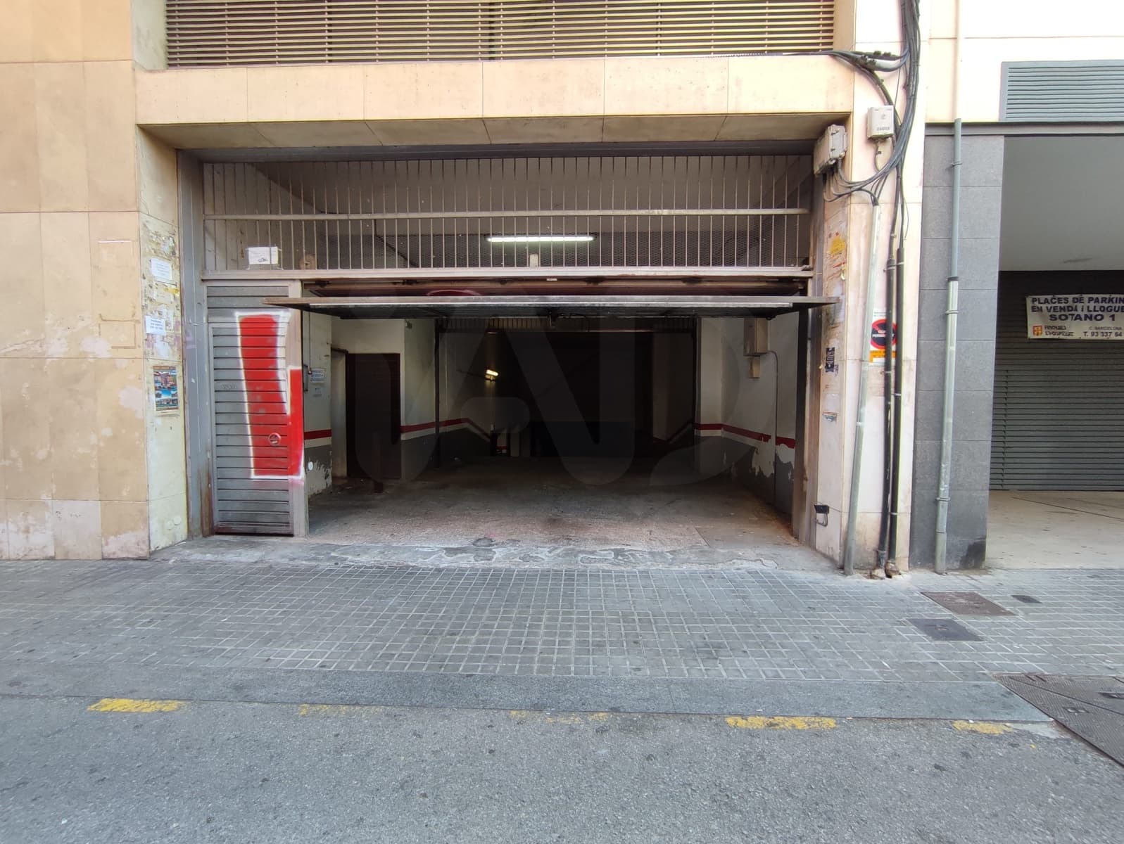 Garasje til salgs i Barcelona by - € 9 500 (Ref: 9988833)