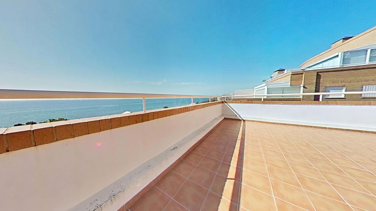 2 soveværelse Lejlighed til salg i Oropesa  med swimmingpool garage - € 275.000 (Ref: 9988834)