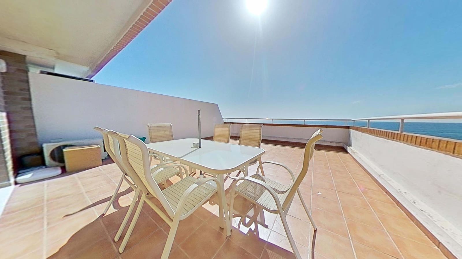 2 soveværelse Lejlighed til salg i Oropesa  med swimmingpool garage - € 275.000 (Ref: 9988834)