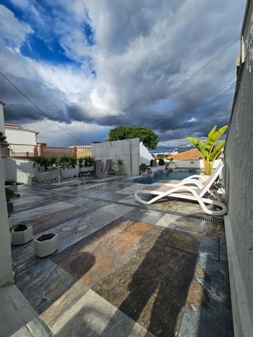 4 bedroom Villa for sale in Almassora / Almazora with pool garage - € 350,000 (Ref: 9988837)