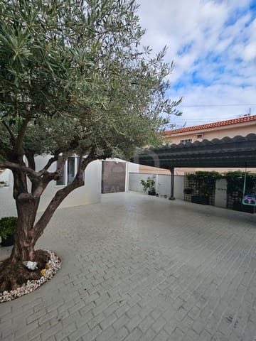 4 bedroom Villa for sale in Almassora / Almazora with pool garage - € 350,000 (Ref: 9988837)