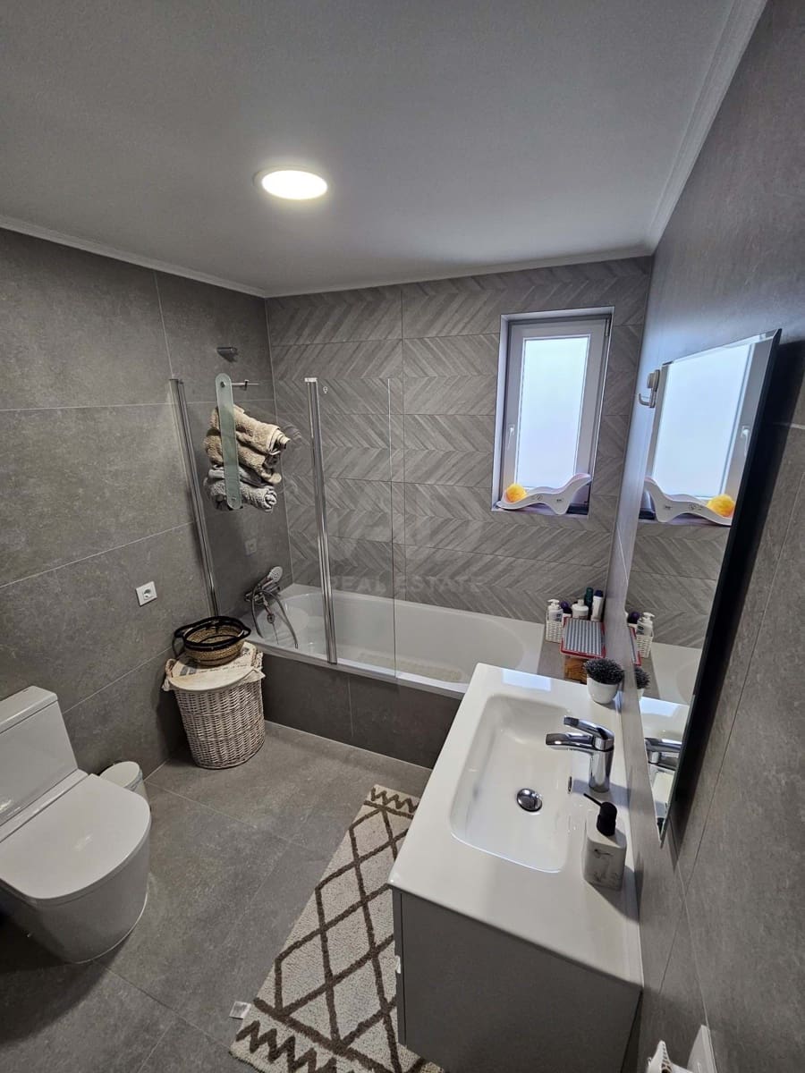 4 bedroom Villa for sale in Almassora / Almazora with pool garage - € 350,000 (Ref: 9988837)