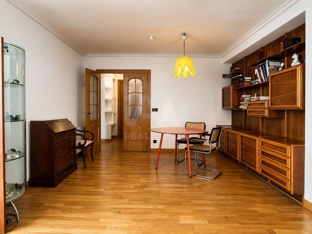 3 makuuhuone Huoneisto myytävänä paikassa Burgos kaupunki - 218 000 € (Ref: 9988838)