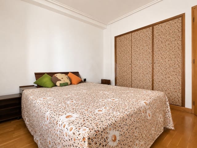 3 makuuhuone Huoneisto myytävänä paikassa Burgos kaupunki - 218 000 € (Ref: 9988838)