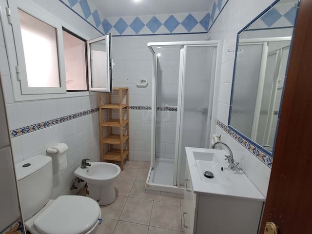 2 soveværelse Lejlighed til salg i Cádiz by - € 68.000 (Ref: 9988839)