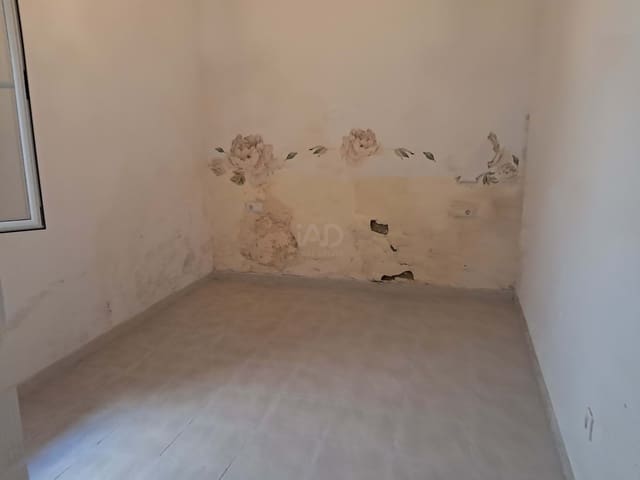 2 soveværelse Lejlighed til salg i Cádiz by - € 68.000 (Ref: 9988839)