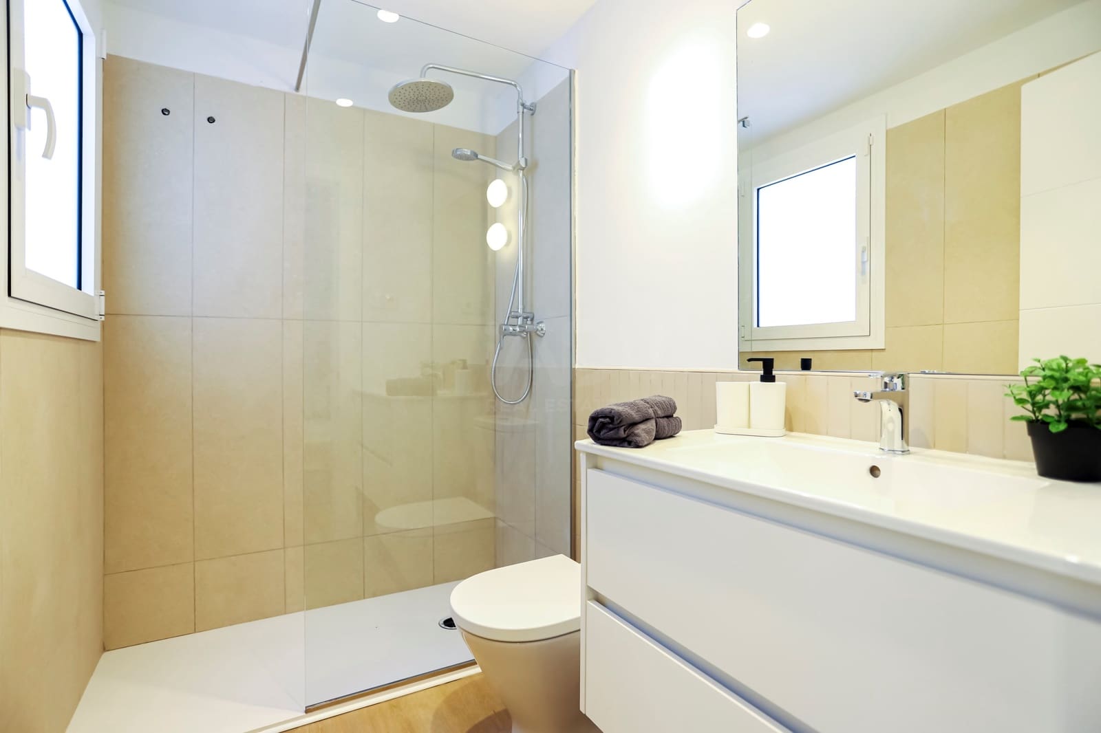3 soverom Leilighet til salgs i Palamos - € 269 000 (Ref: 9988841)