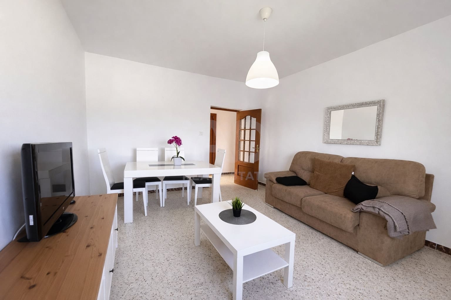Casa de 7 habitaciones en Cádiz ciudad en venta - 726.000 € (Ref: 9988843)