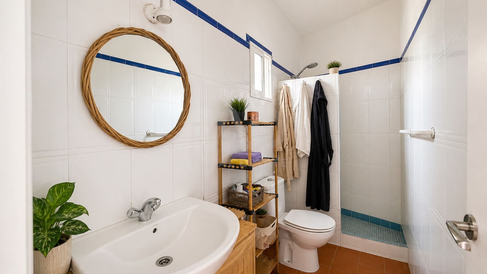 Casa de 7 habitaciones en Cádiz ciudad en venta - 726.000 € (Ref: 9988843)