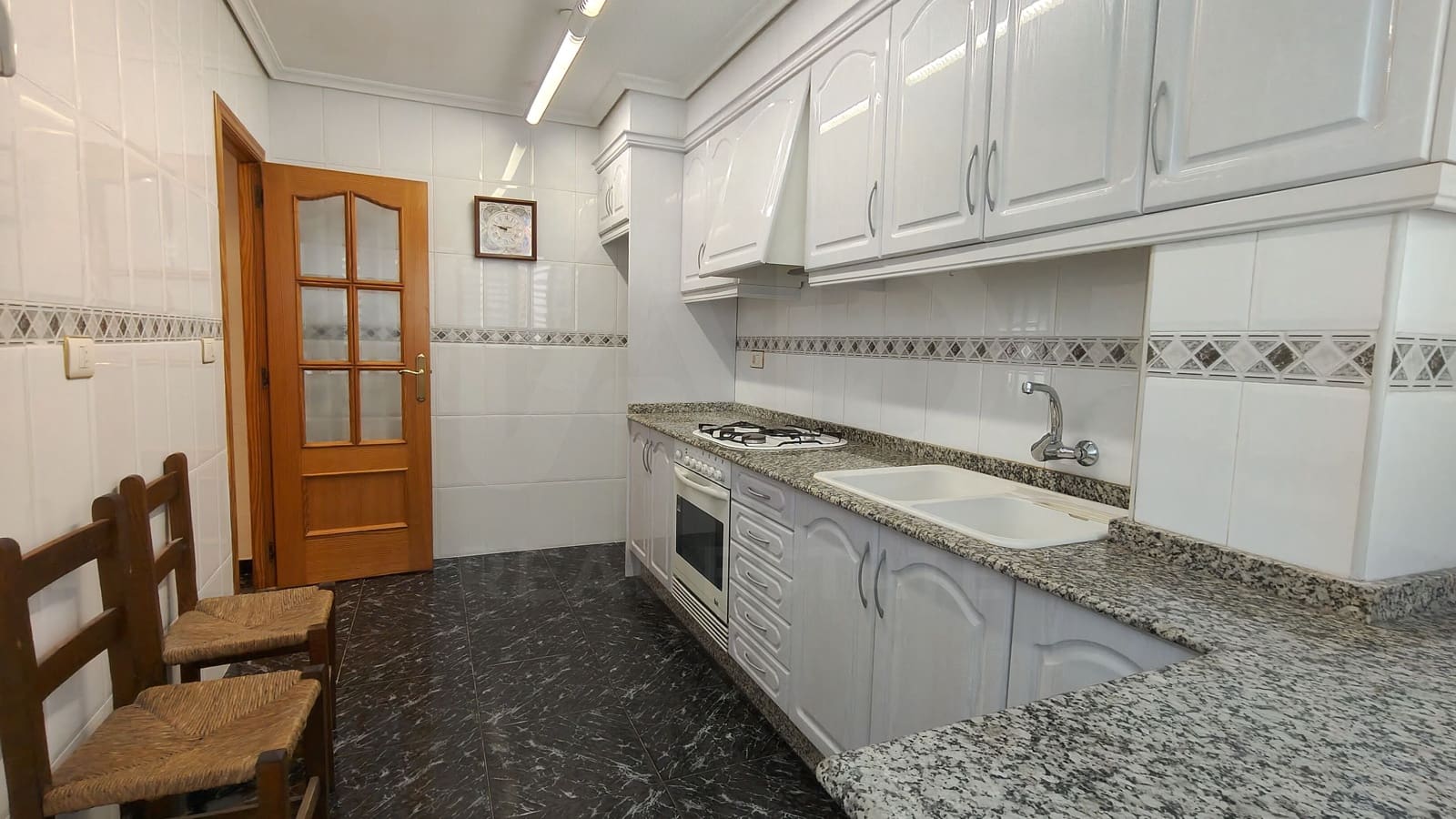 4 soveværelse Lejlighed til salg i Castello de la Plana - € 169.900 (Ref: 9988849)