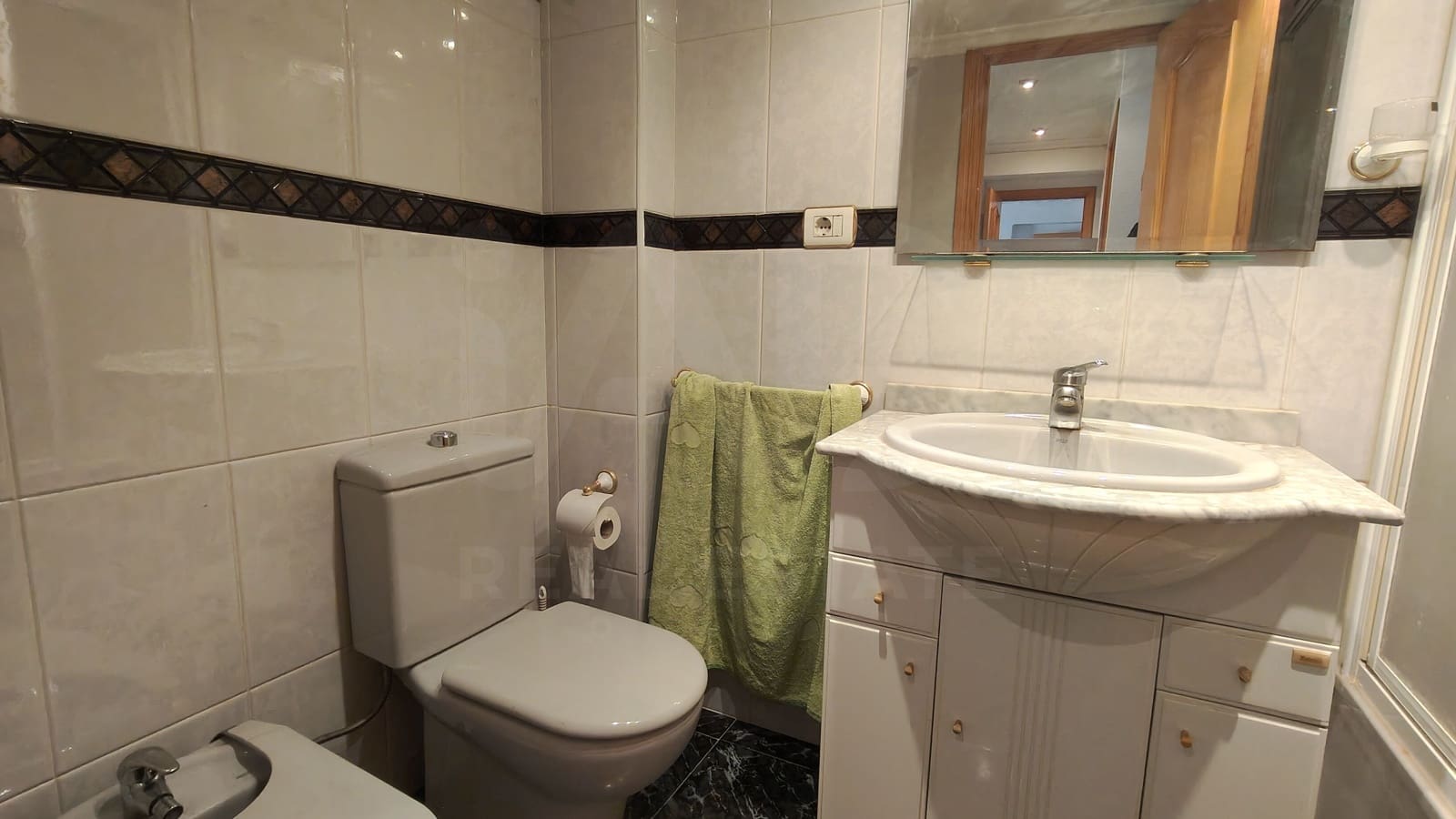 4 soveværelse Lejlighed til salg i Castello de la Plana - € 169.900 (Ref: 9988849)