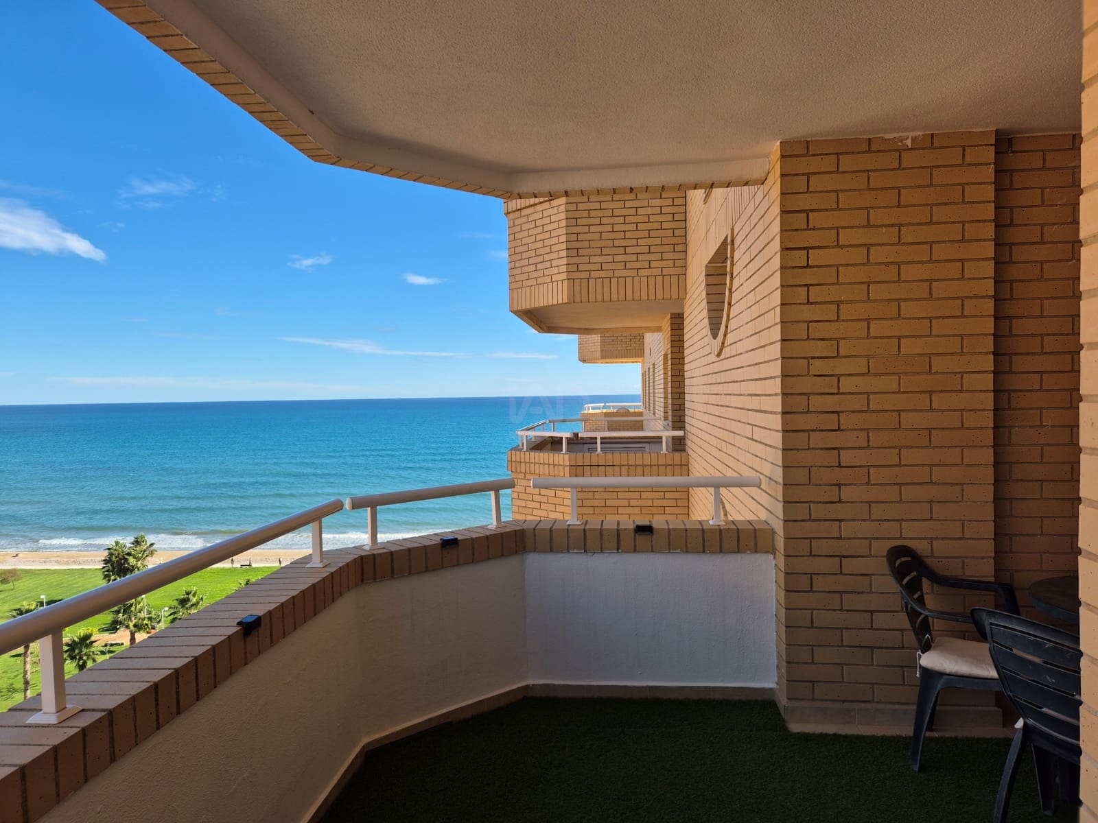 2 soveværelse Lejlighed til salg i Oropesa  med swimmingpool garage - € 199.000 (Ref: 9988850)