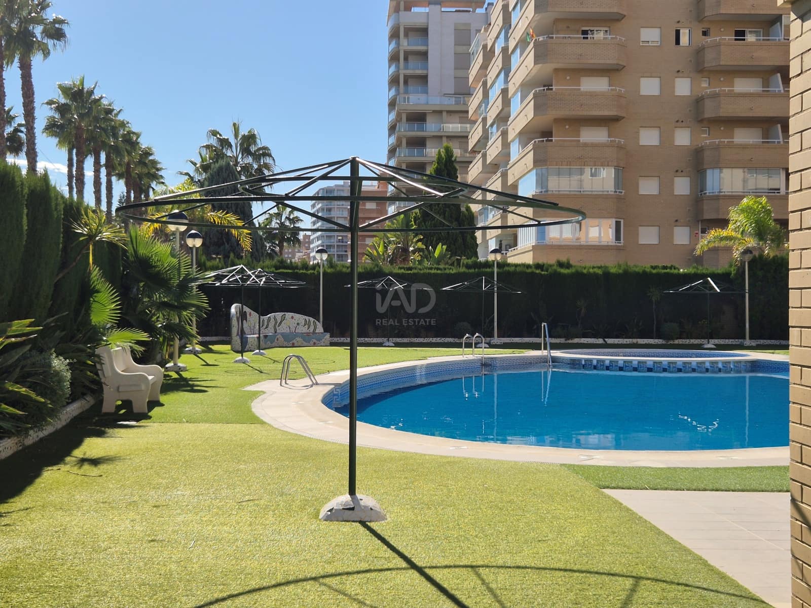 2 soveværelse Lejlighed til salg i Oropesa  med swimmingpool garage - € 199.000 (Ref: 9988850)