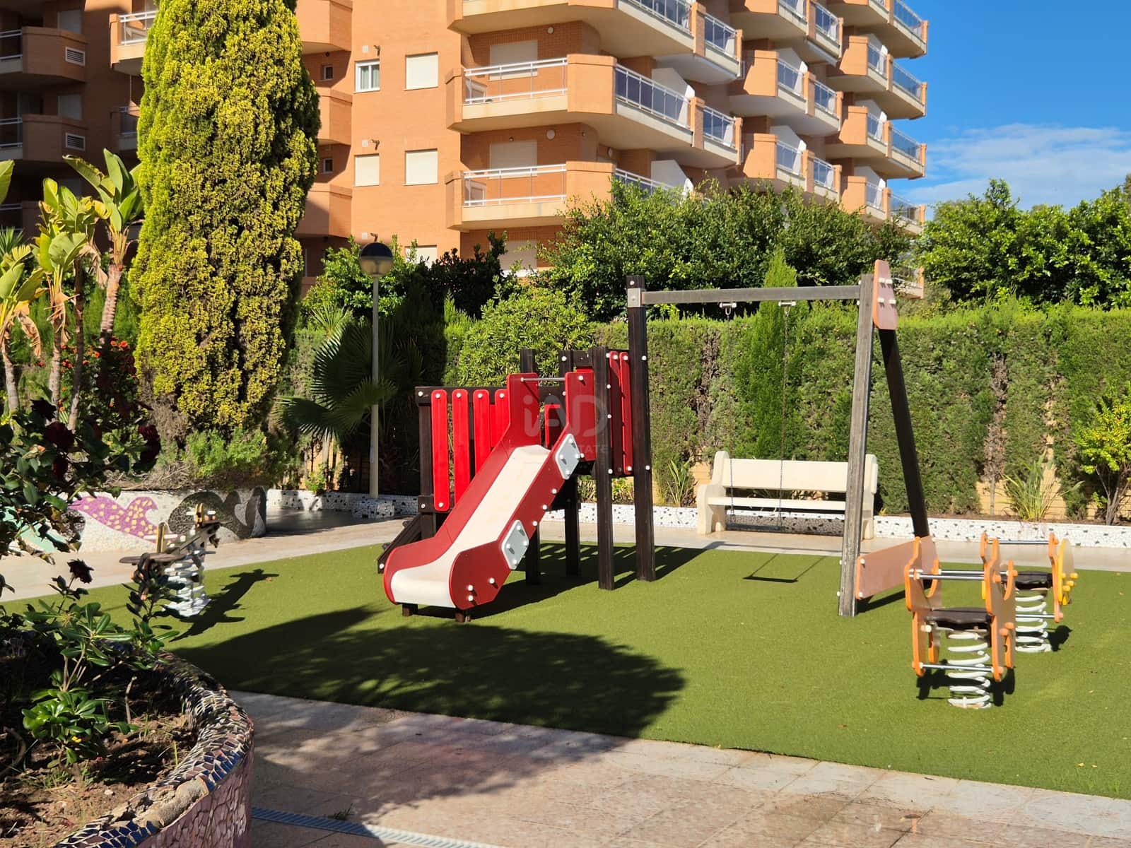 2 soveværelse Lejlighed til salg i Oropesa  med swimmingpool garage - € 199.000 (Ref: 9988850)