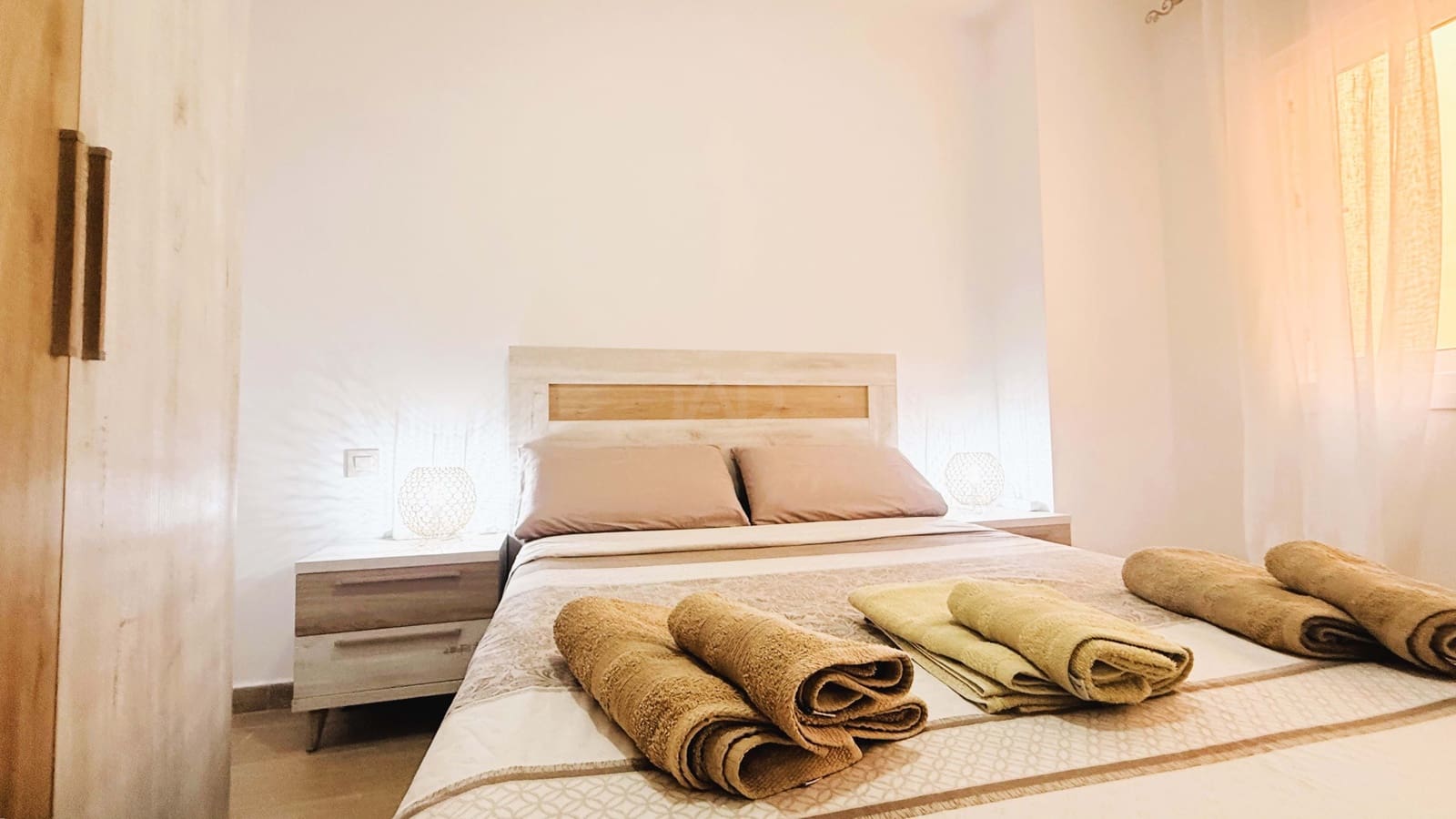 1 bedroom Apartment for sale in Cadiz city with pool garage - € 380,000 (Ref: 9988854)