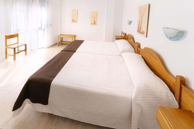 Comercial para venda em Benicarló - 2 130 000 € (Ref: 9988855)