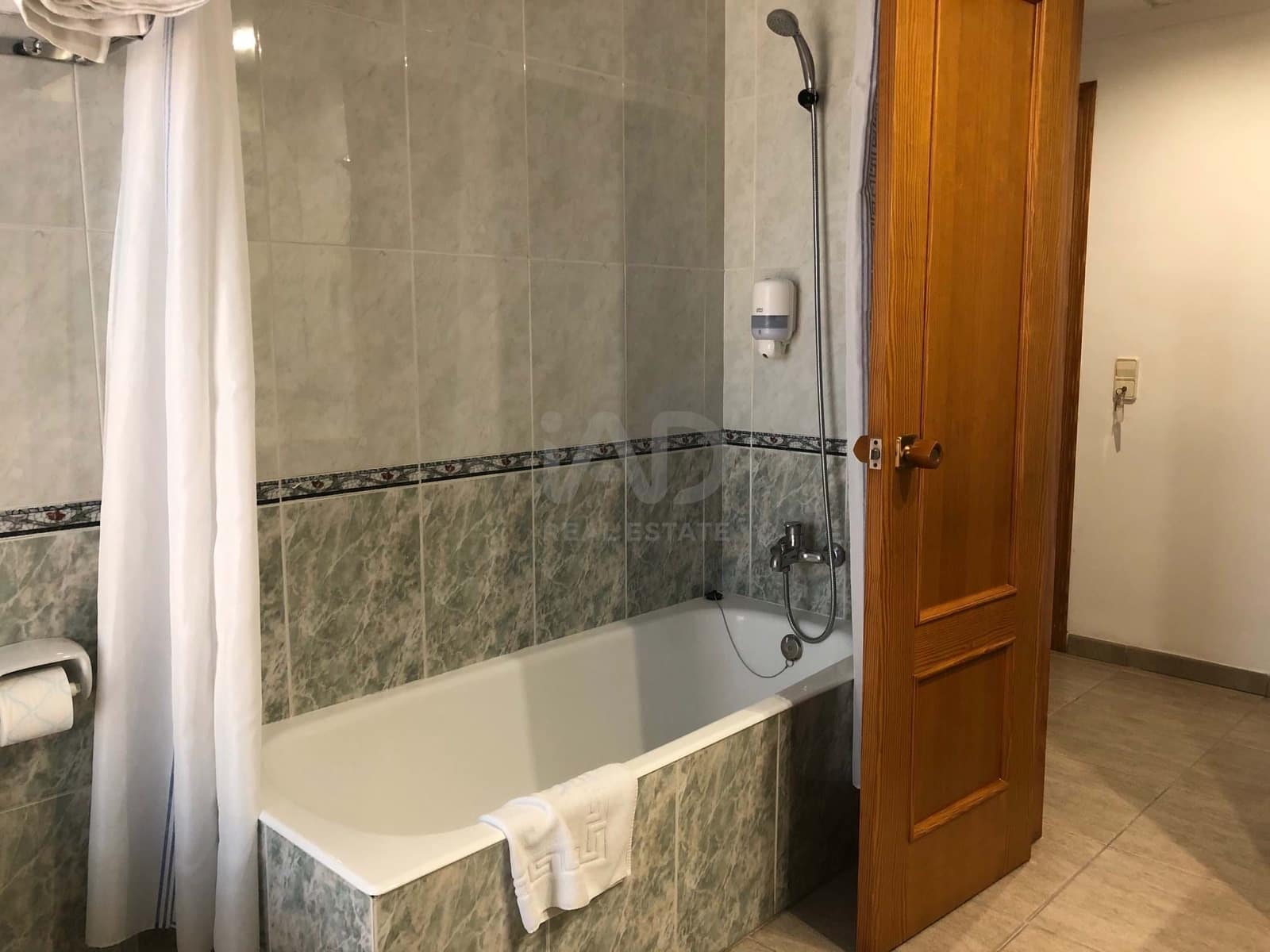 Comercial para venda em Benicarlo - 2 130 000 € (Ref: 9988855)