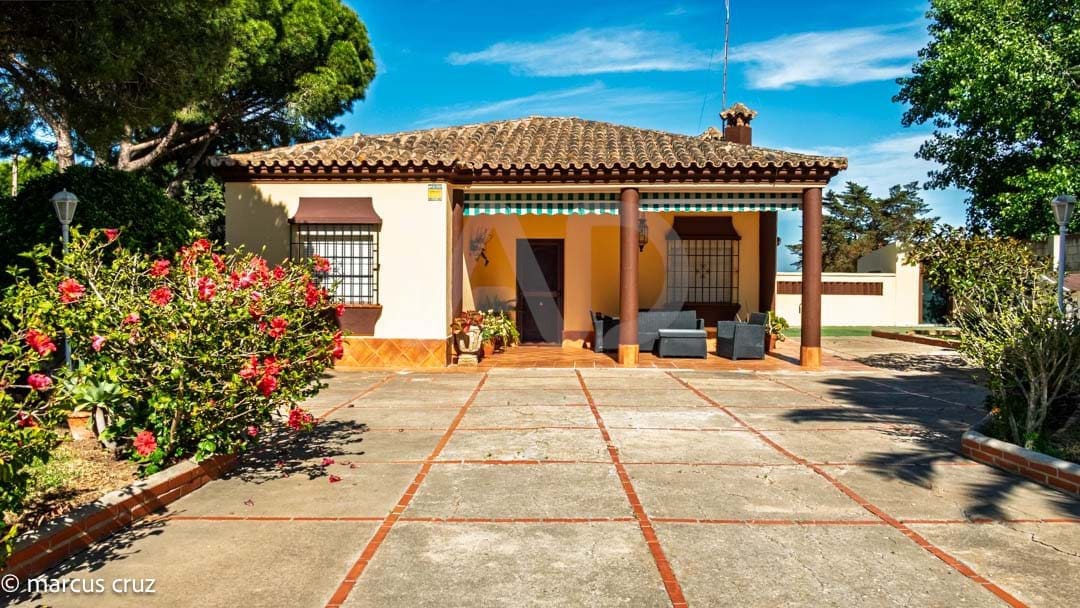 3 slaapkamer Villa te koop in Cadiz stad - € 559.000 (Ref: 9988856)