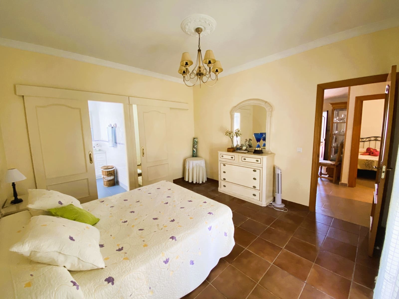 3 slaapkamer Villa te koop in Cadiz stad - € 559.000 (Ref: 9988856)