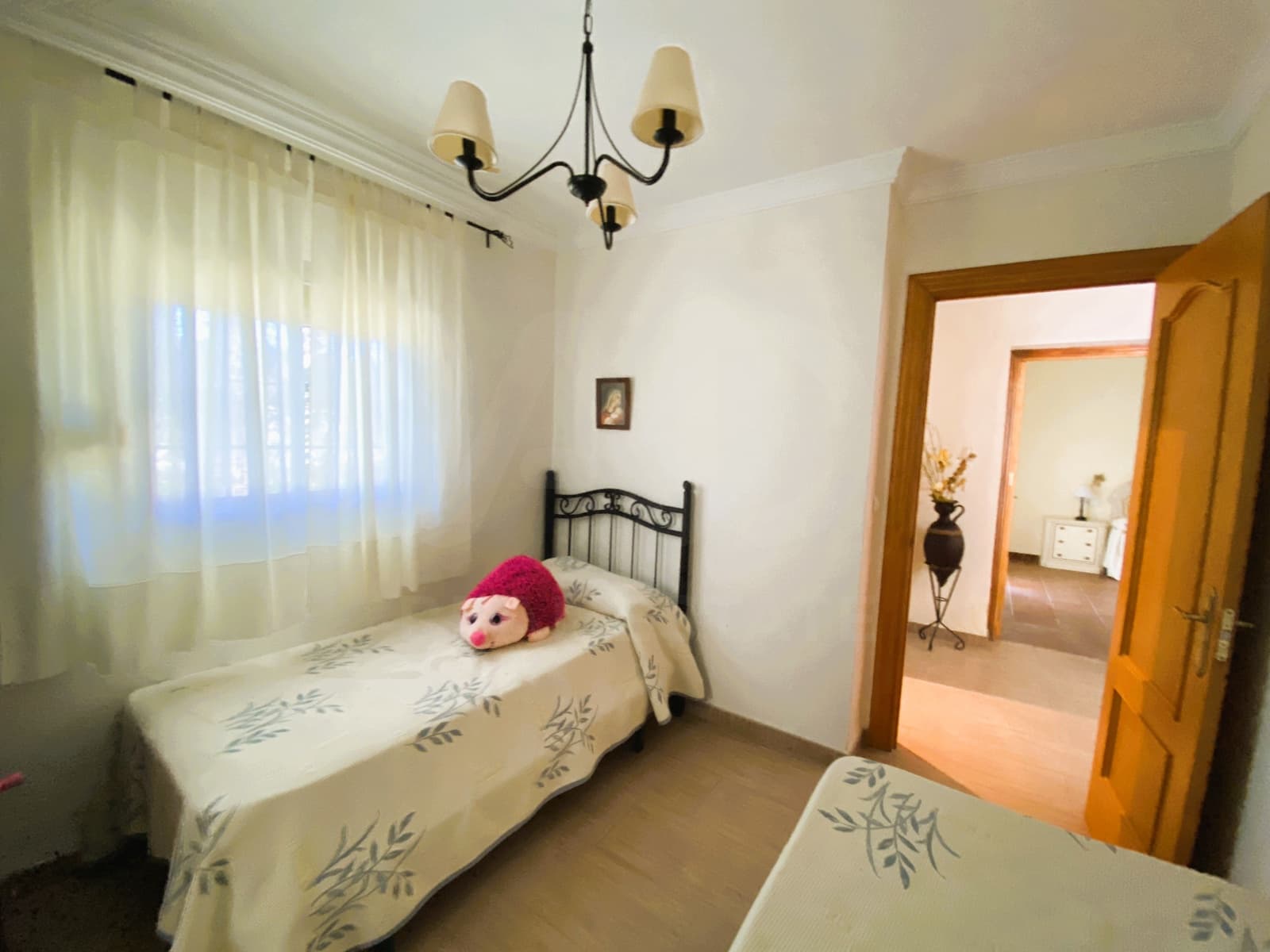 3 slaapkamer Villa te koop in Cadiz stad - € 559.000 (Ref: 9988856)
